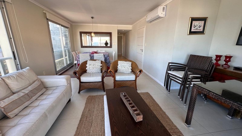 Departamento en venta y alquiler de 3 dormitorios 